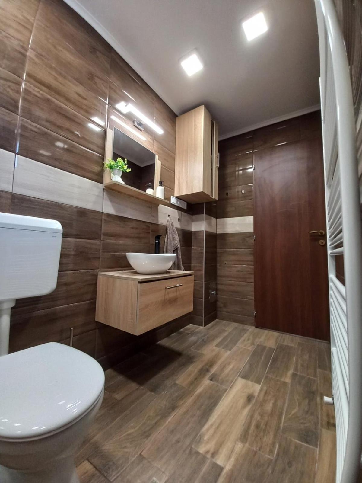 Oazis Apartman Sarospatak Bagian luar foto